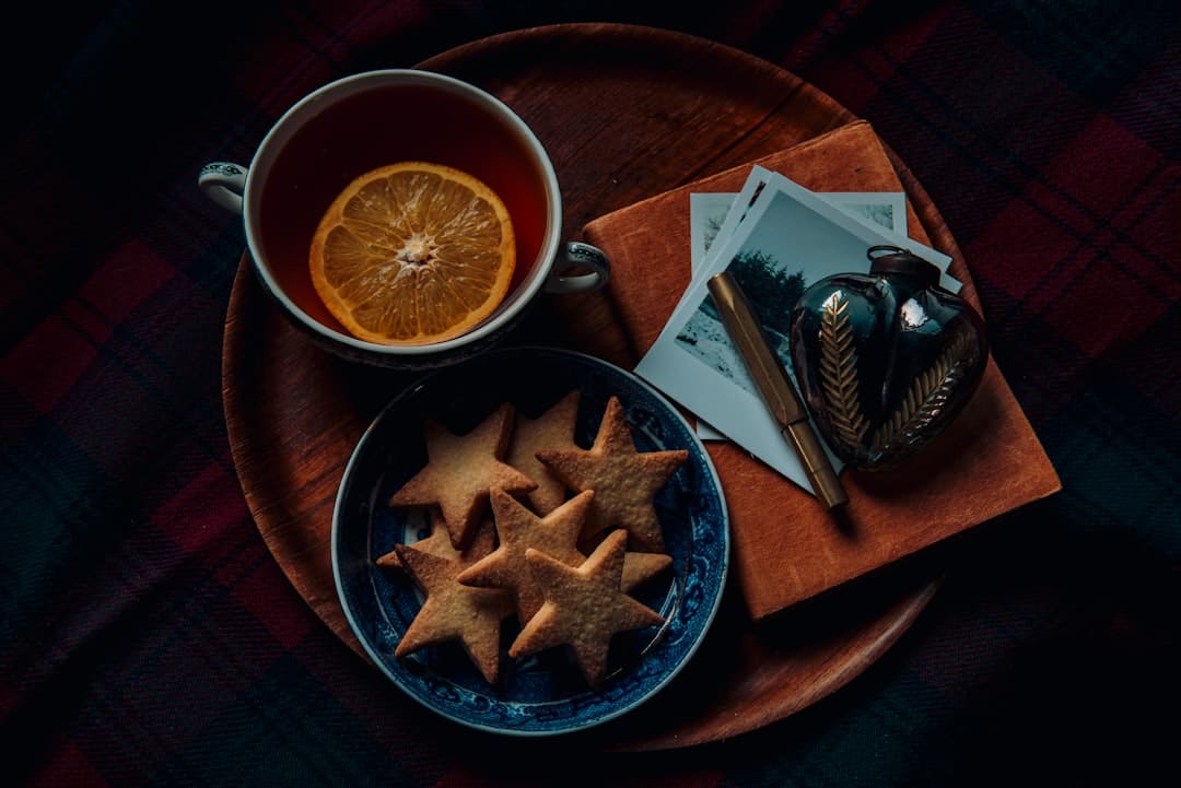 《致芳华2》首映李梦化身莫郁华羞涩表白金世佳